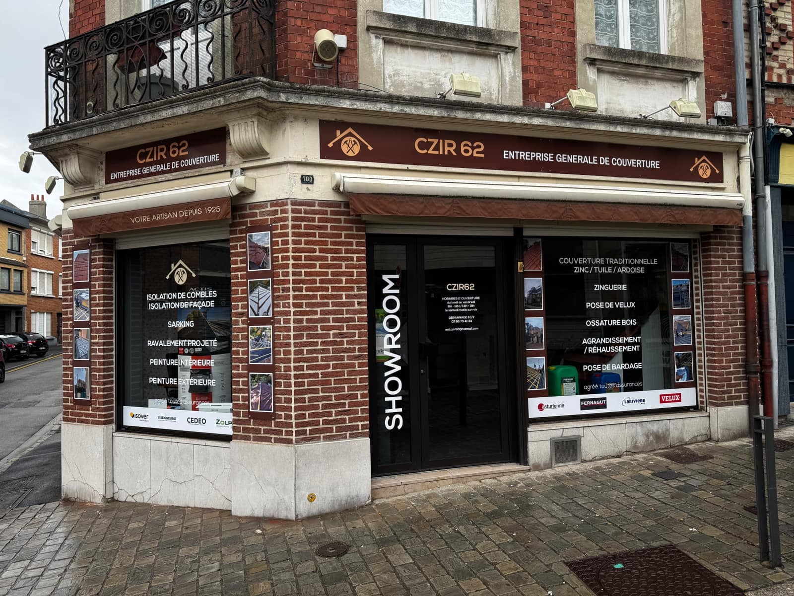Devanture du local CZIR62 à Béthune, entreprise générale de couverture